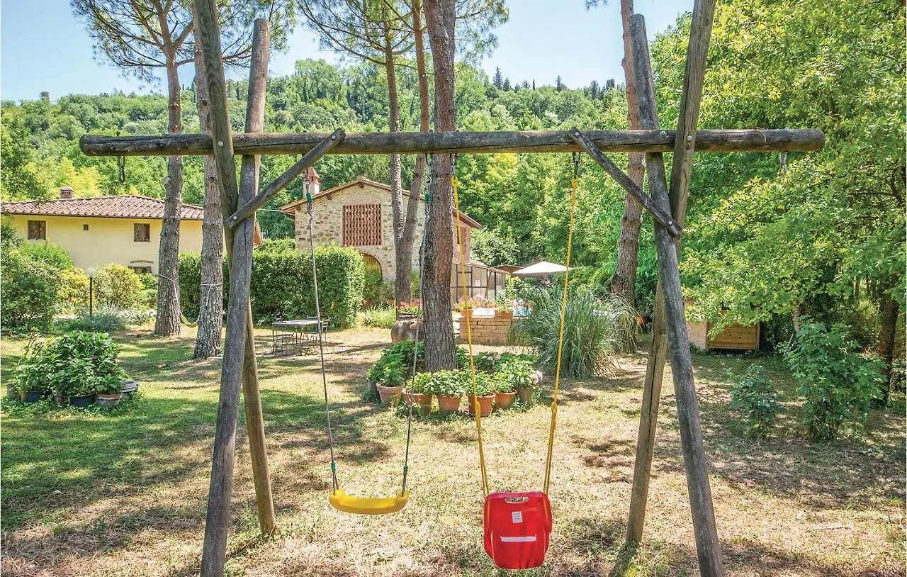 Stunning Home In Molino Del Piano Fi With Wifi 0*,  Itália